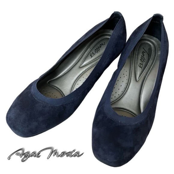 Trotters Small Platform Suede Navy Shoes with Stretchy Sides - Picture 1 of 8